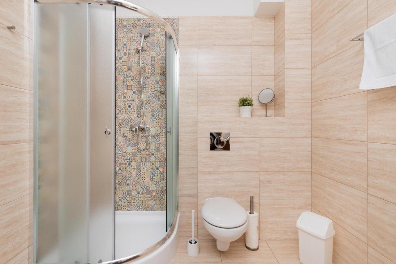 Villa 4 Pory Roku By Noclegi Renters Jastrzębia Góra Eksteriør billede